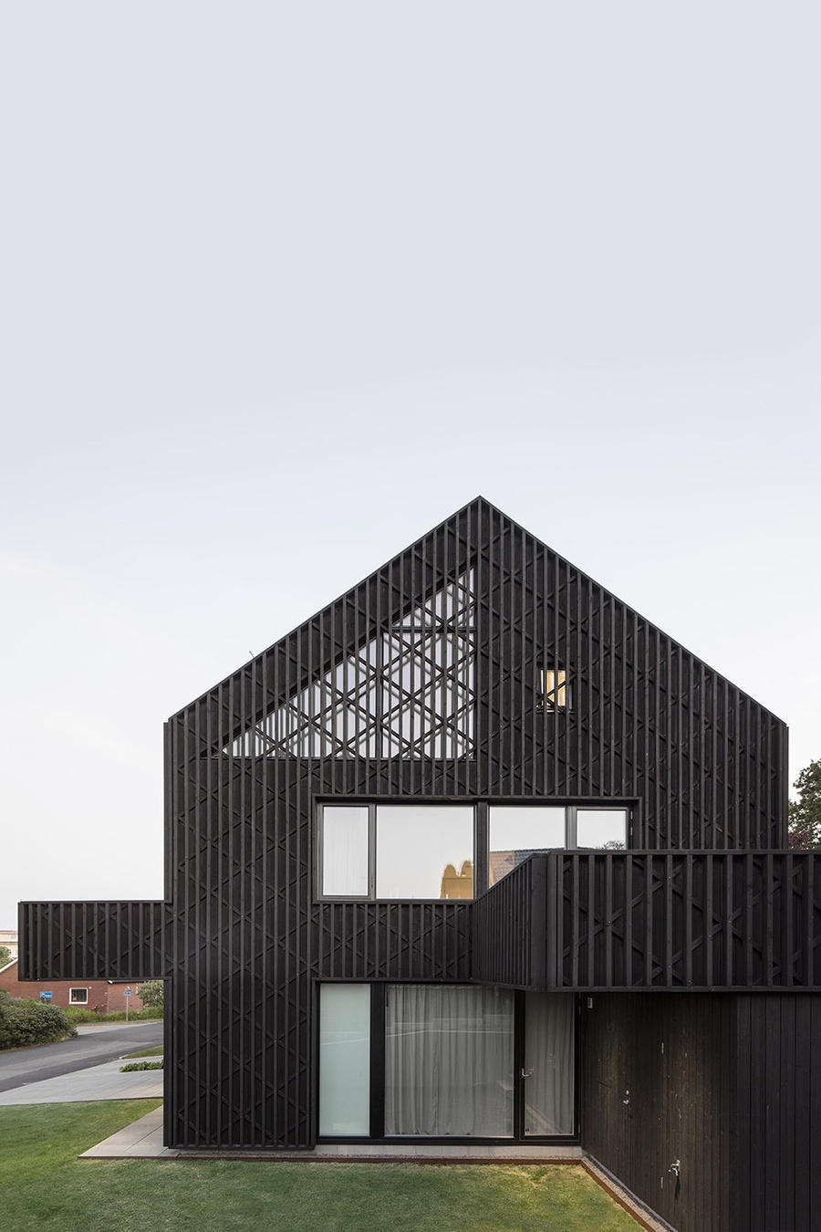 019 Villa Timmerman by Bornstein Lyckefors Architects 960x1440 c64db