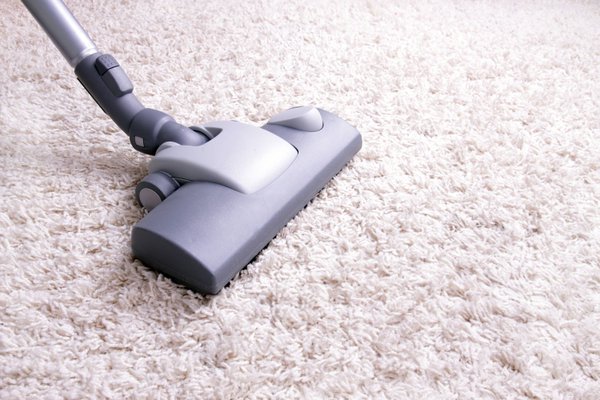 1.Carpet Cleaning Tips Like A Professional Image 1 63c71