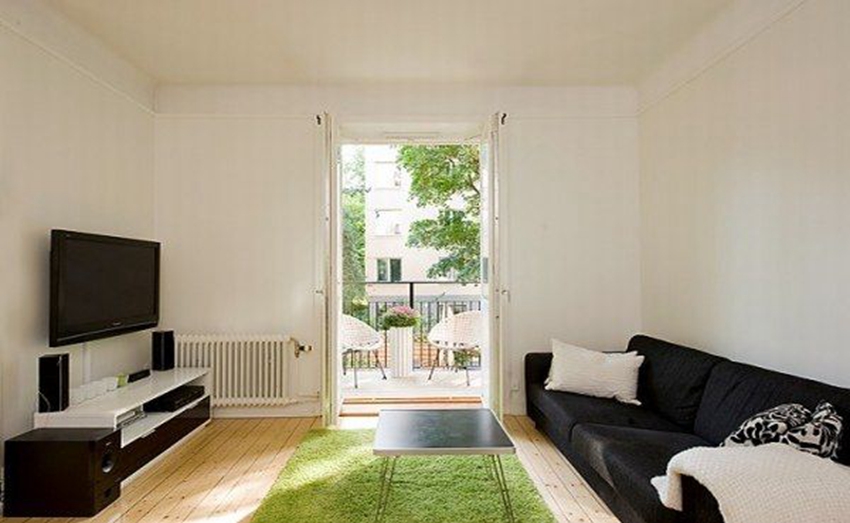 apartment with light wood floors painted white walls 3 554x3 1f26b