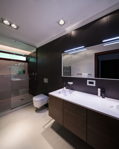 Bathroom1 747a4