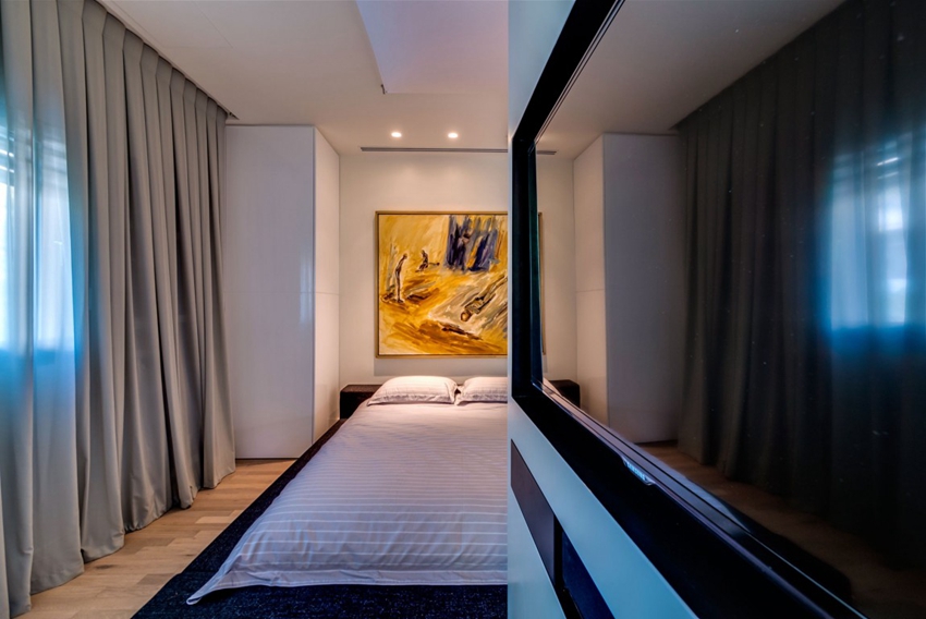 Curtains And Bedroom b5db3